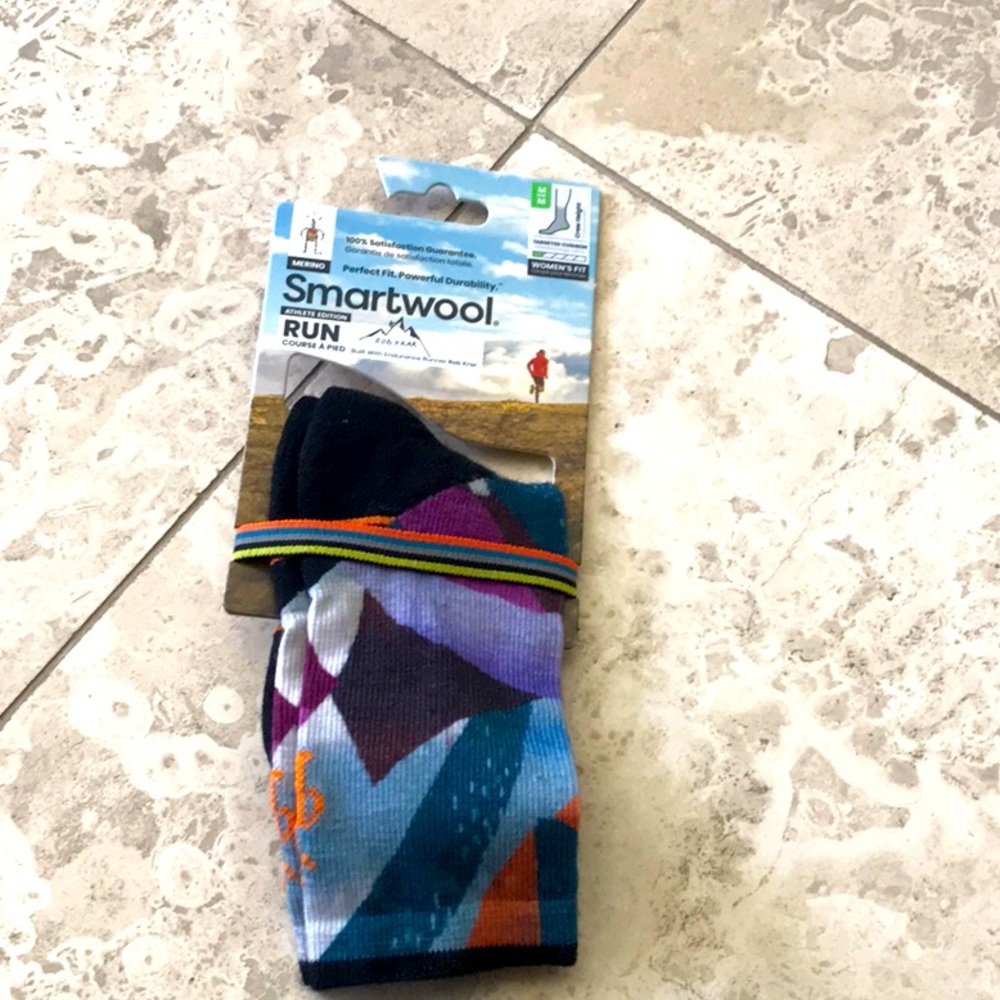BRAND NEW SMART WOOL CREW HEIGHT SOCKS